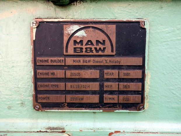 Image 1 of 10 - M2160 - MAN B&W Holeby